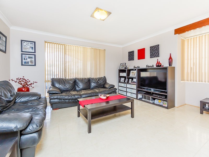 43 Corring Way, Parmelia WA 6167