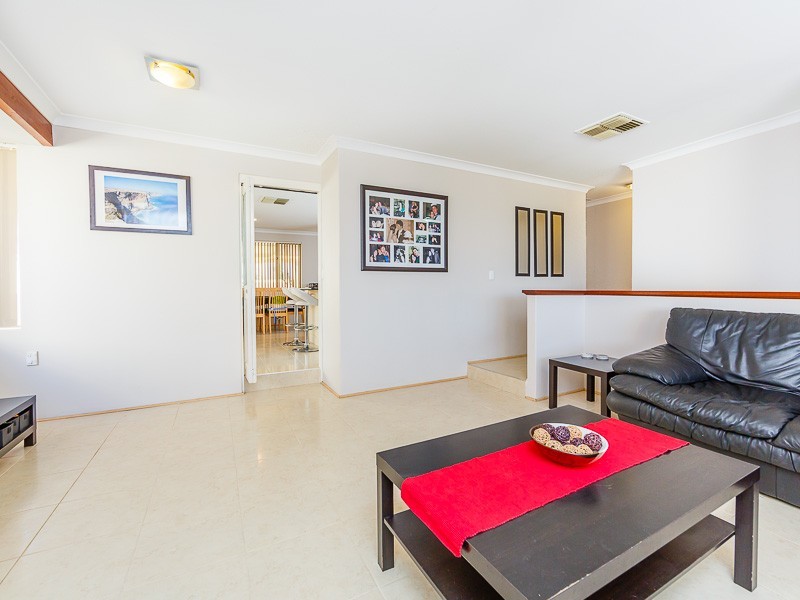43 Corring Way, Parmelia WA 6167