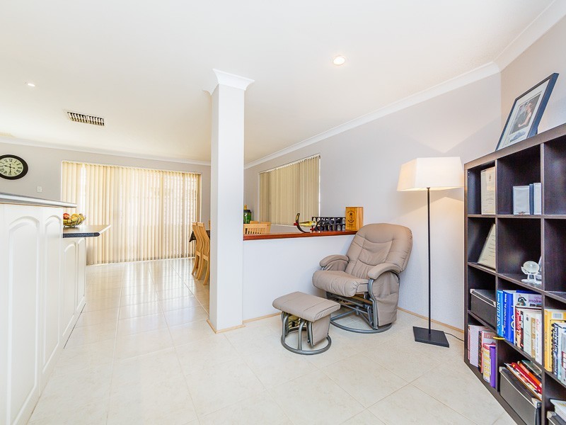 43 Corring Way, Parmelia WA 6167
