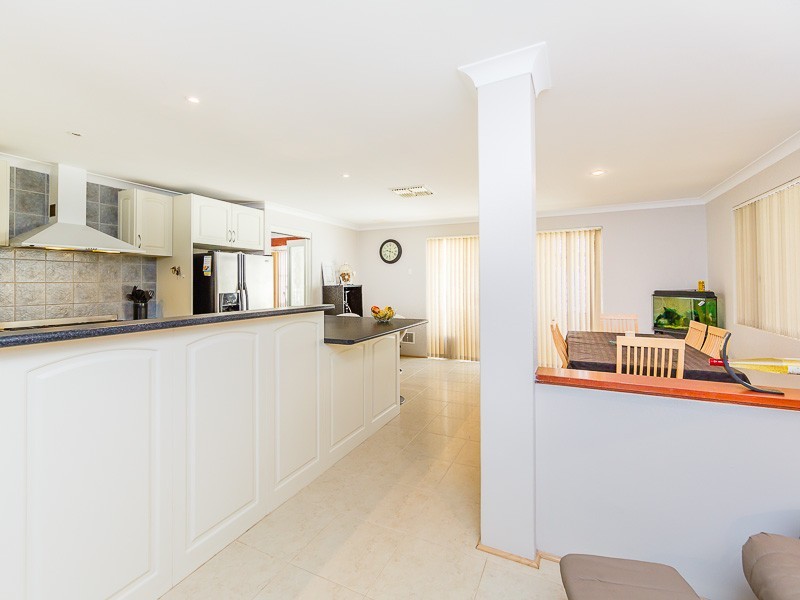 43 Corring Way, Parmelia WA 6167