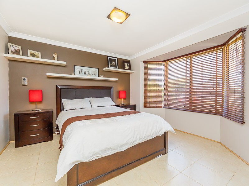 43 Corring Way, Parmelia WA 6167