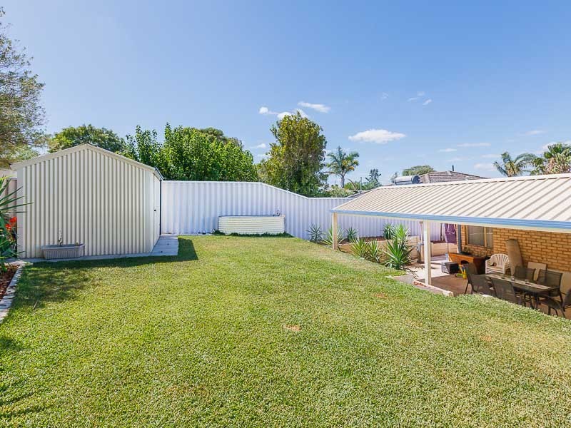 43 Corring Way, Parmelia WA 6167