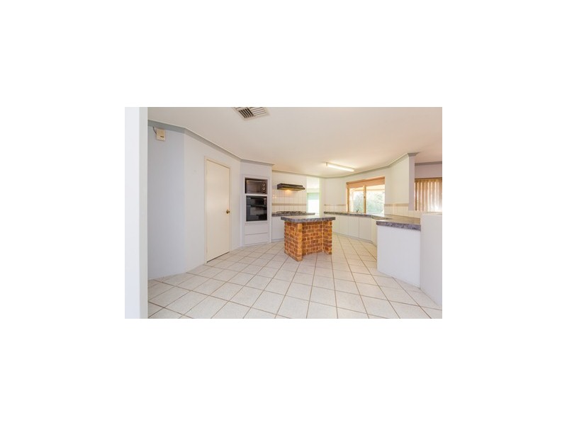 8 Fairway View, Casuarina WA 6167