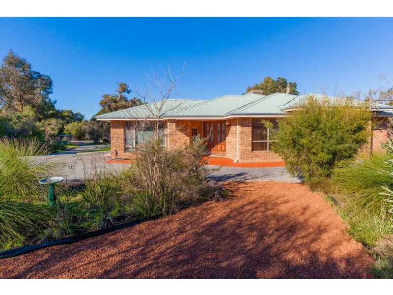 8 Fairway View, Casuarina WA 6167