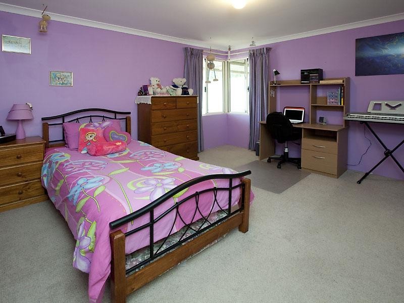 11 Bilya Avenue, Mardella WA 6125