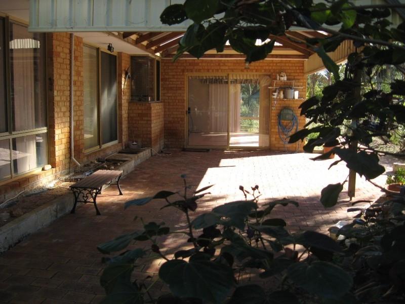 1 Farrier Court, Wellard WA 6170