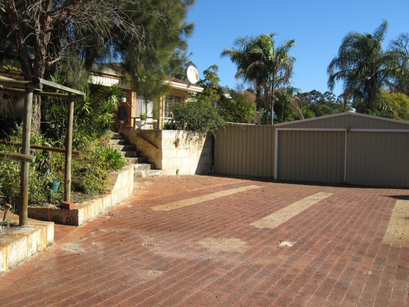 1 Farrier Court, Wellard WA 6170