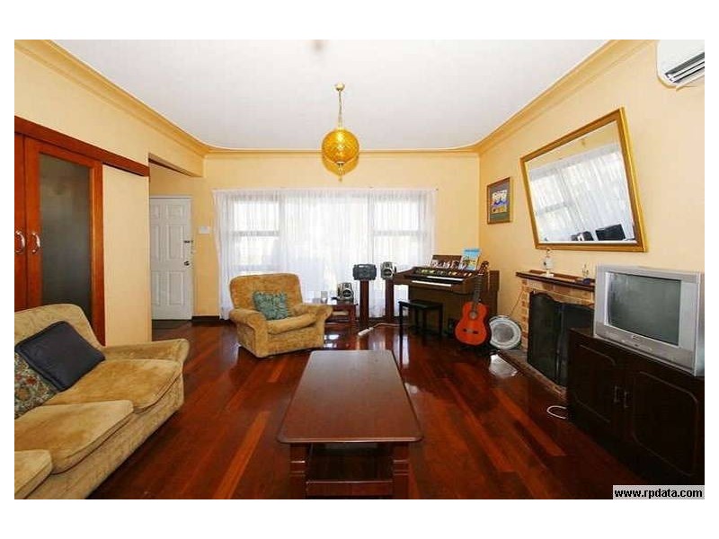 156 Forrest Road, Hamilton Hill WA 6163