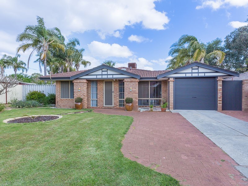 14 Cowlishaw Rise, Parmelia WA 6167