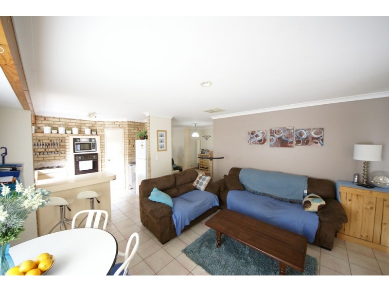 5 Taylor Close, Leda WA 6170