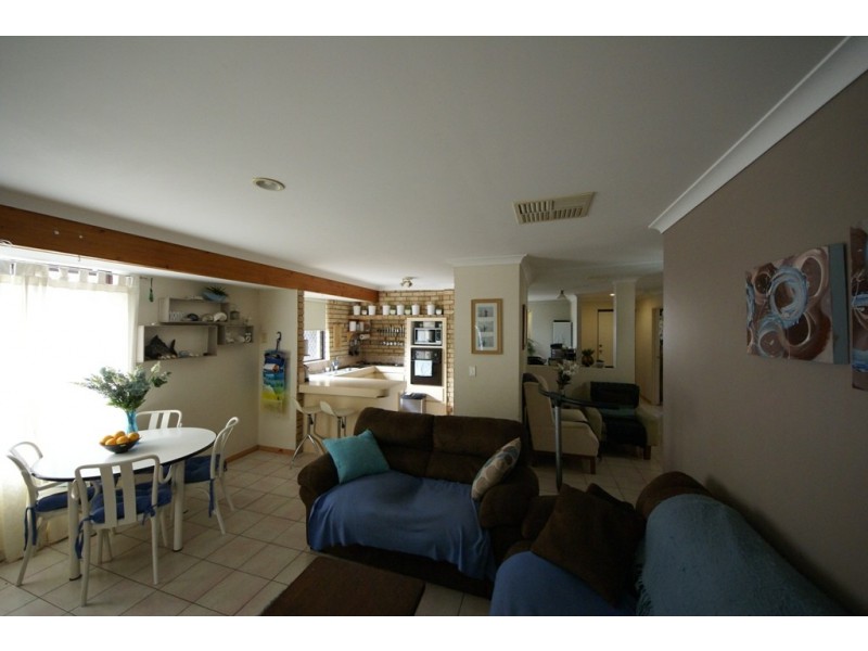 5 Taylor Close, Leda WA 6170