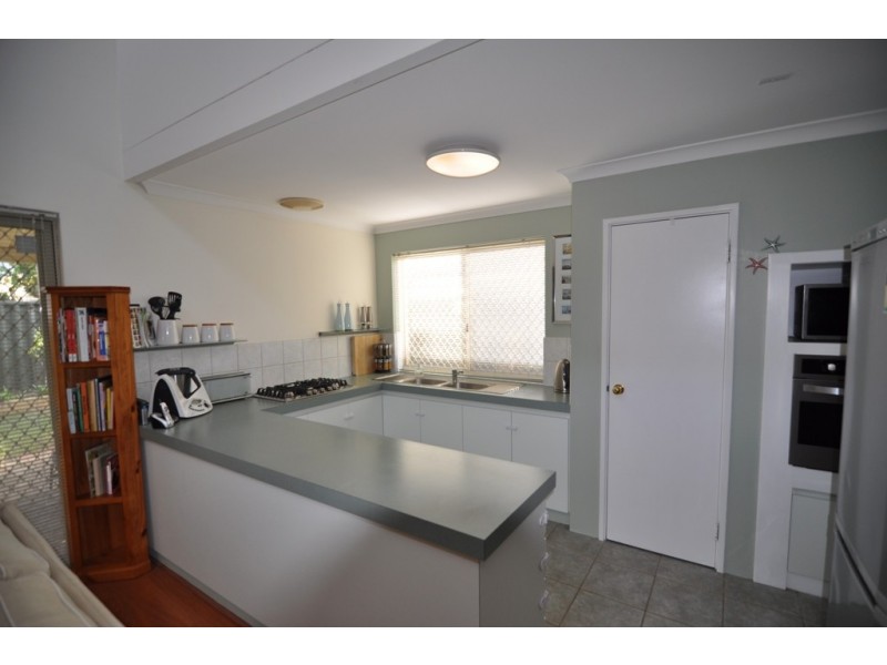 16 Gochean Avenue, Bentley WA 6102