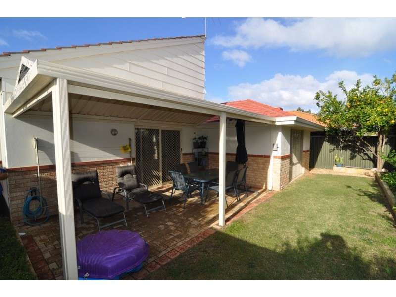 16 Gochean Avenue, Bentley WA 6102