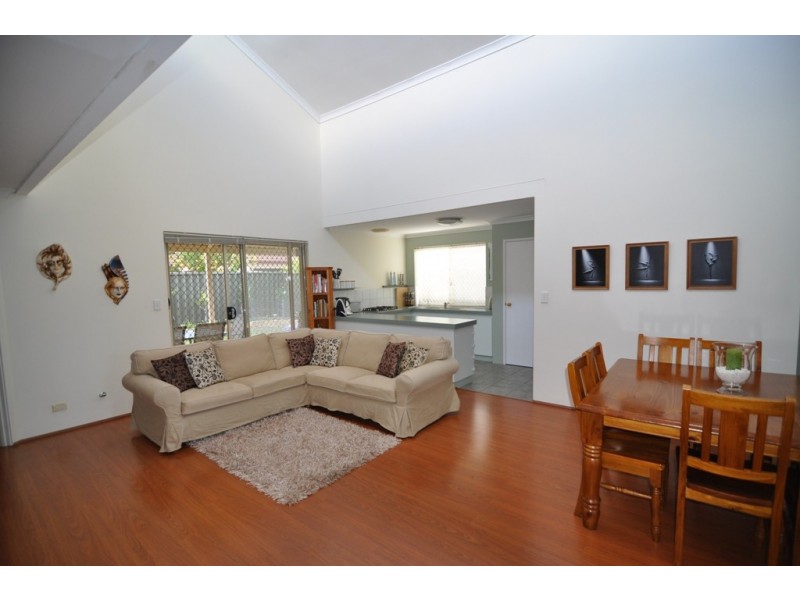 16 Gochean Avenue, Bentley WA 6102