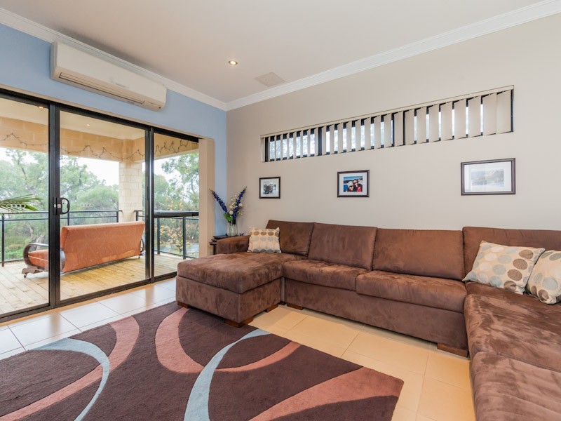 9 Charvil Mews, Wellard WA 6170