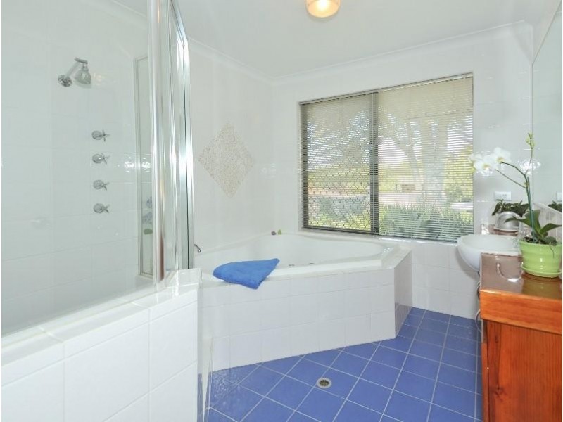 50 Sloan Drive, Leda WA 6170