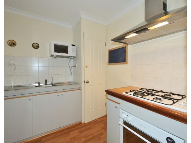 50 Sloan Drive, Leda WA 6170