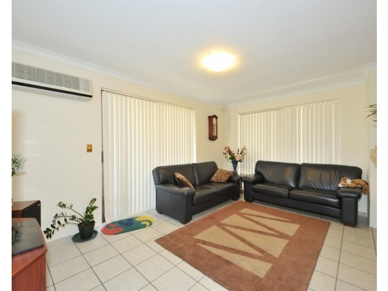 50 Sloan Drive, Leda WA 6170