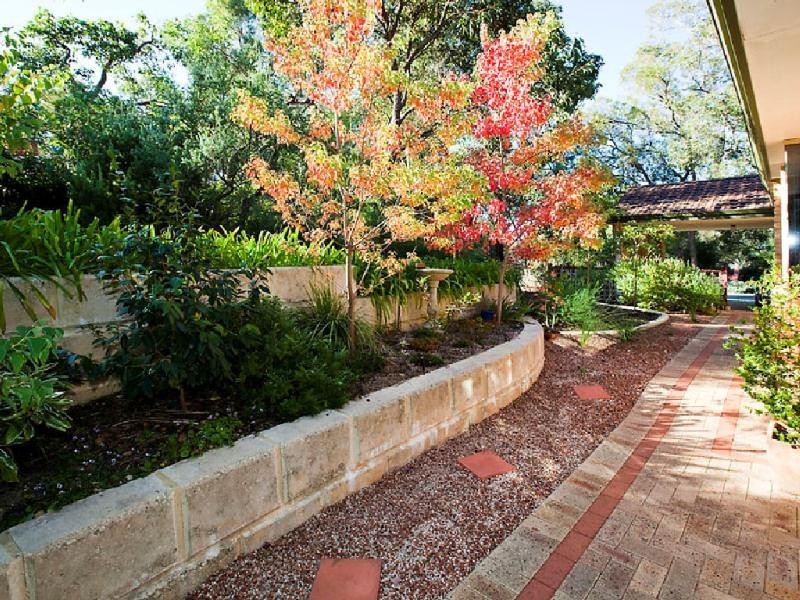 18 Blacksmith Drive, Wellard WA 6170