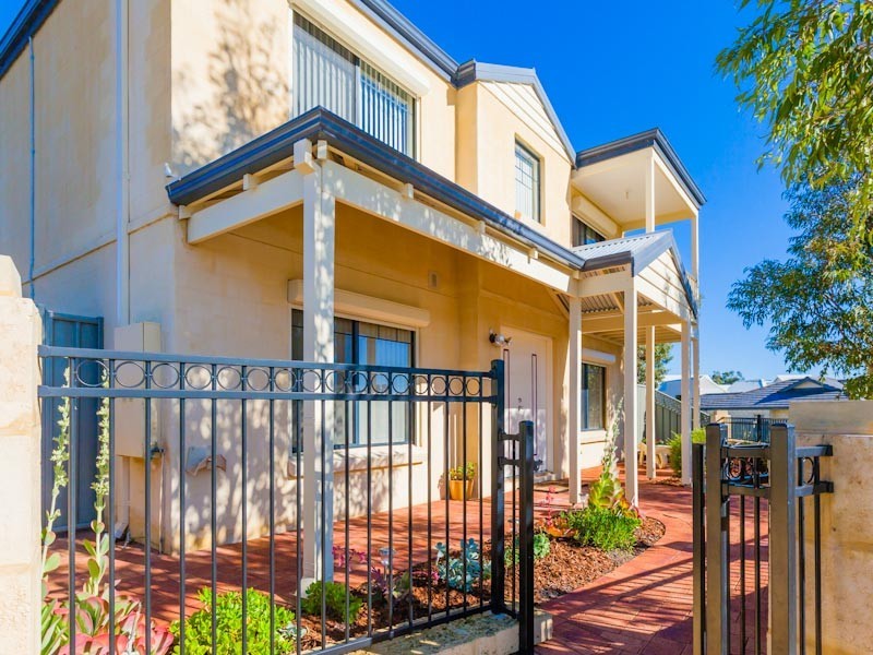 307 Lambeth Circle, Wellard WA 6170