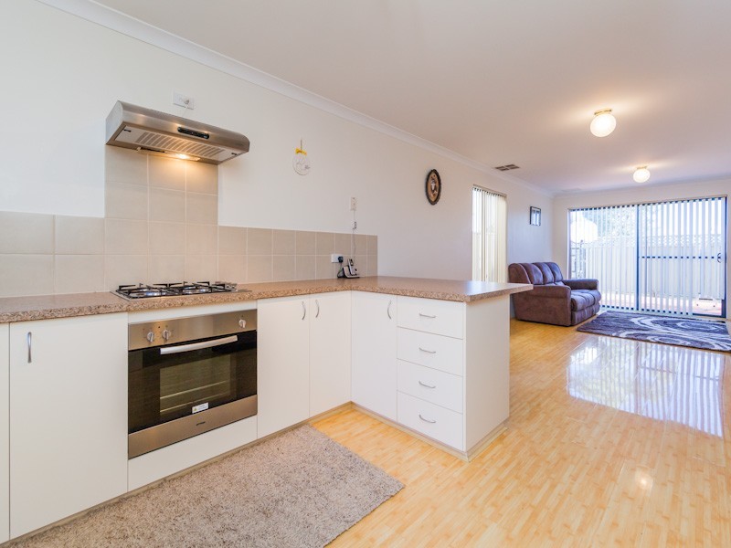 307 Lambeth Circle, Wellard WA 6170