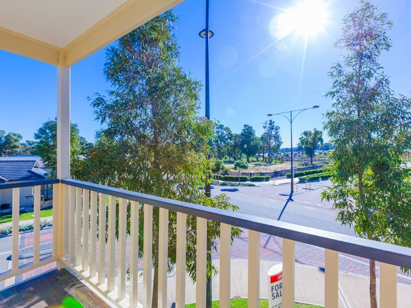 307 Lambeth Circle, Wellard WA 6170