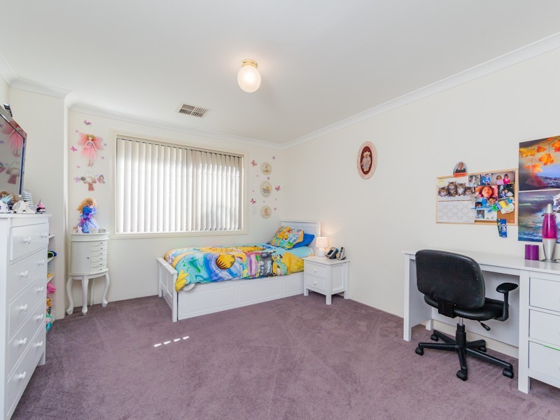 307 Lambeth Circle, Wellard WA 6170