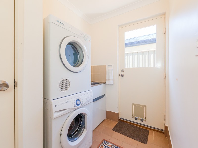 307 Lambeth Circle, Wellard WA 6170