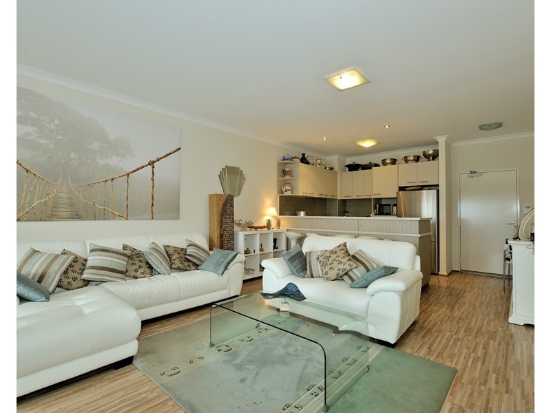 19/19 Junction Boulevard, Cockburn Central WA 6164