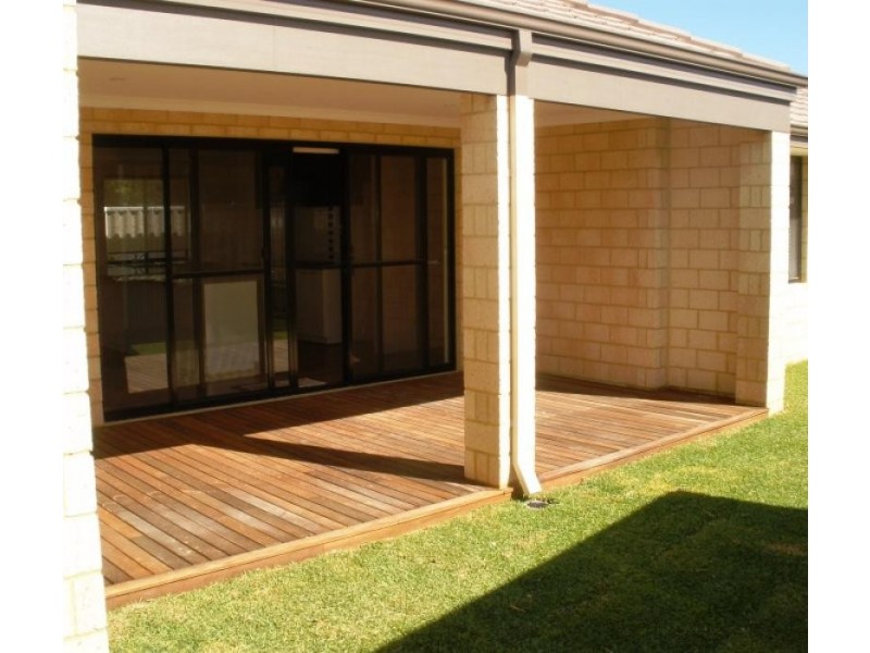 1 Crest Place, Safety Bay WA 6169