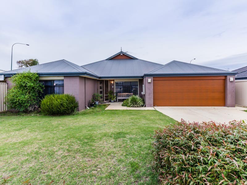 1 McKenzie Corner, Bertram WA 6167
