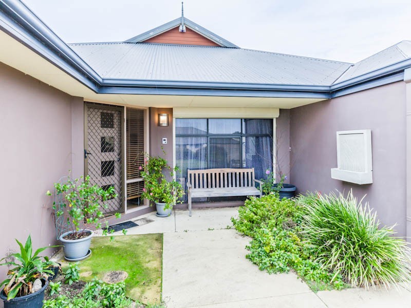 1 McKenzie Corner, Bertram WA 6167
