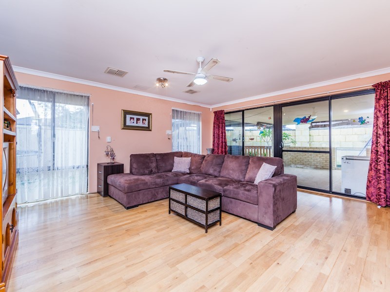 1 McKenzie Corner, Bertram WA 6167