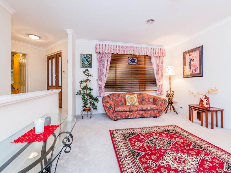 6 Coachman Court, Wellard WA 6170