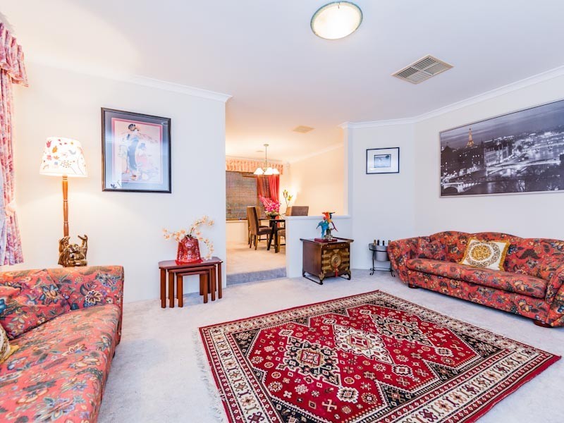 6 Coachman Court, Wellard WA 6170