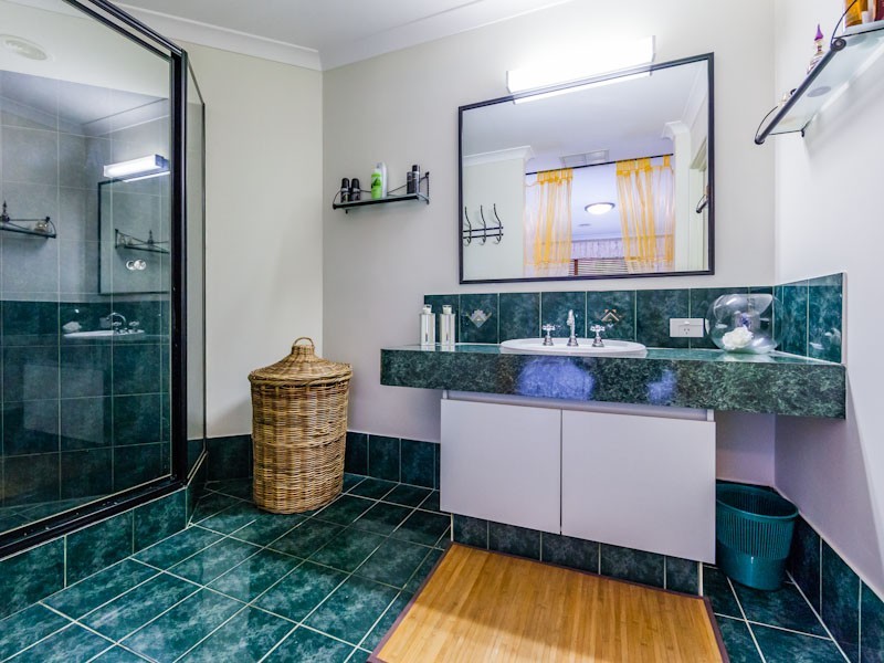 6 Coachman Court, Wellard WA 6170