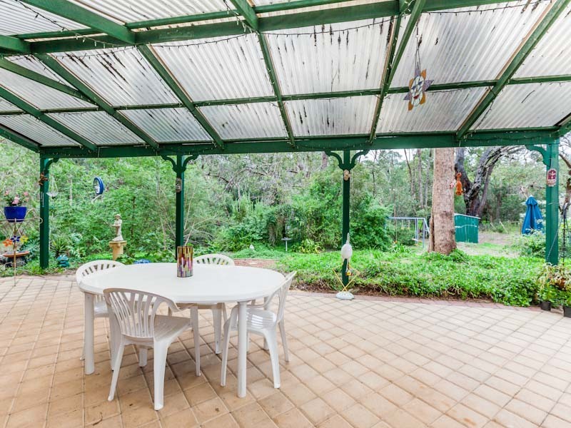 6 Coachman Court, Wellard WA 6170