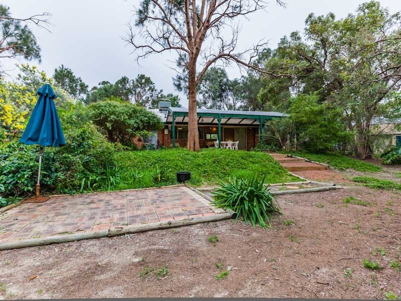 6 Coachman Court, Wellard WA 6170