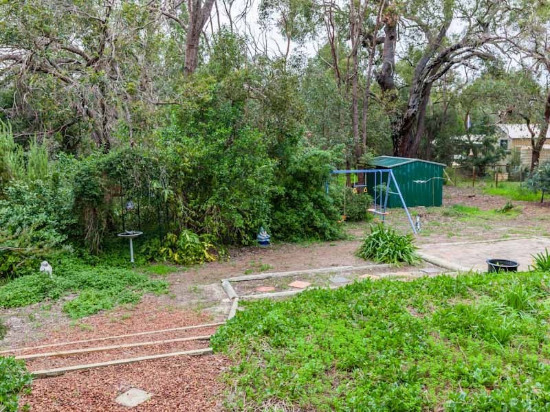 6 Coachman Court, Wellard WA 6170