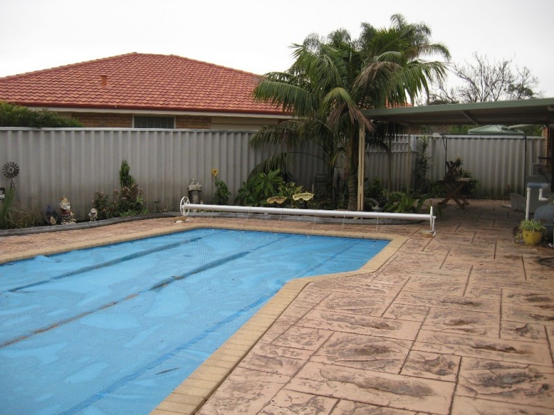 11 Oregon Place, Cooloongup WA 6168