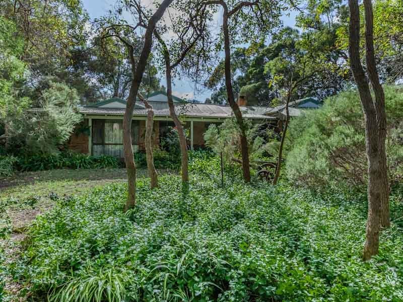 3 Coachman Court, Wellard WA 6170