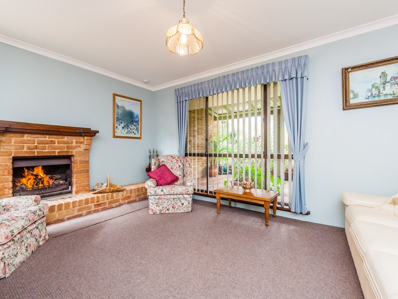 3 Coachman Court, Wellard WA 6170