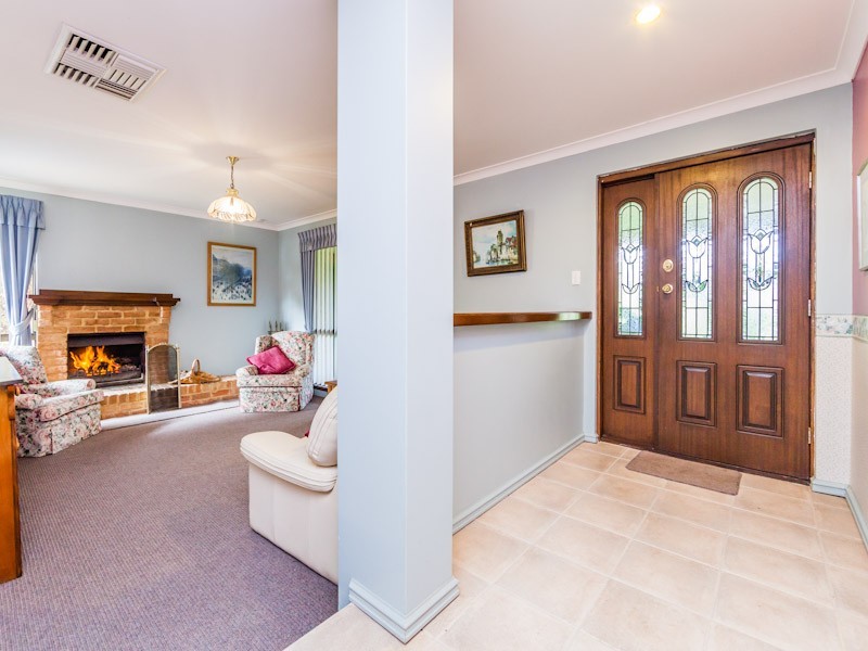 3 Coachman Court, Wellard WA 6170