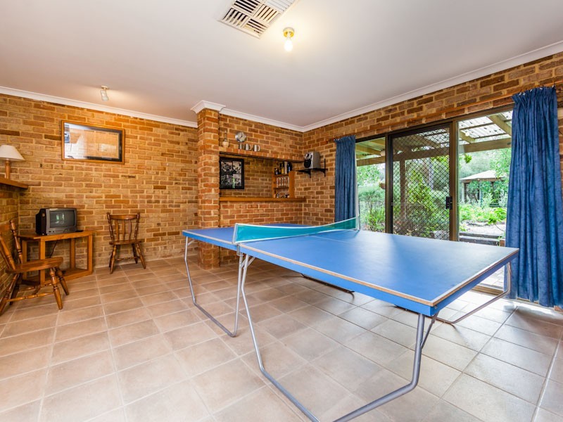 3 Coachman Court, Wellard WA 6170