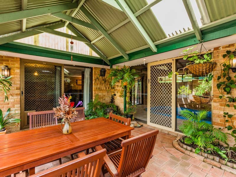 3 Coachman Court, Wellard WA 6170