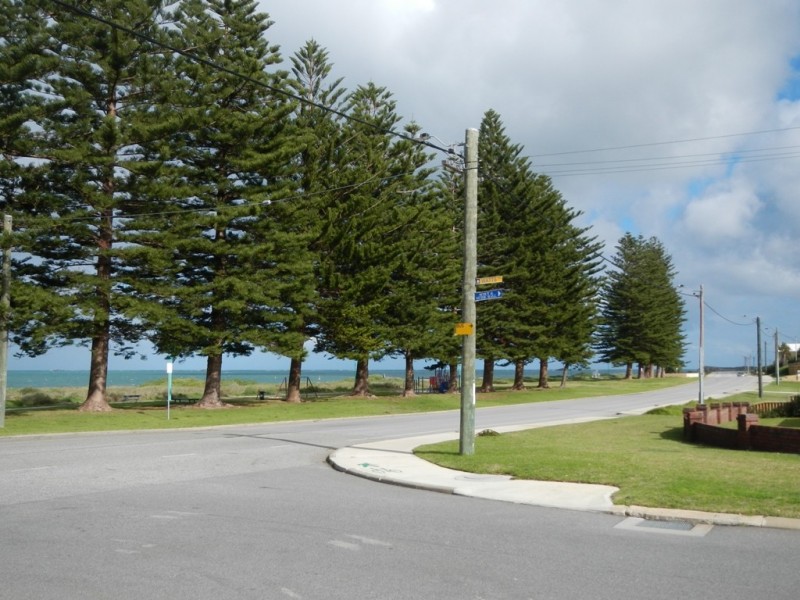 50 Penguin Road, Shoalwater WA 6169