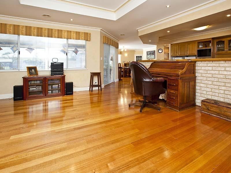 118 Fendam Street, Warnbro WA 6169