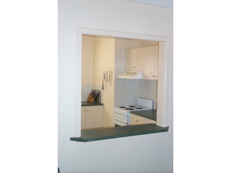 21/4 Canham Way, Orelia WA 6167