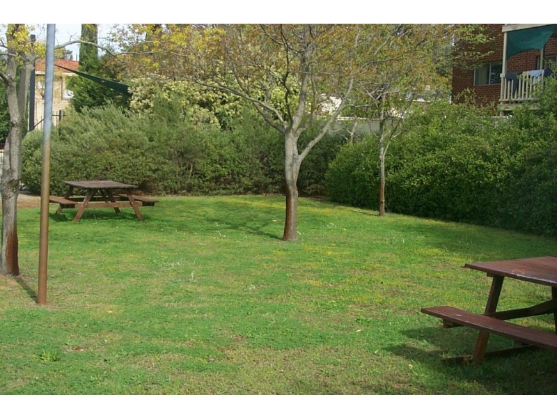 21/4 Canham Way, Orelia WA 6167