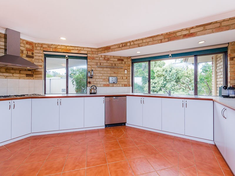 9 Cooper Court, Wellard WA 6170